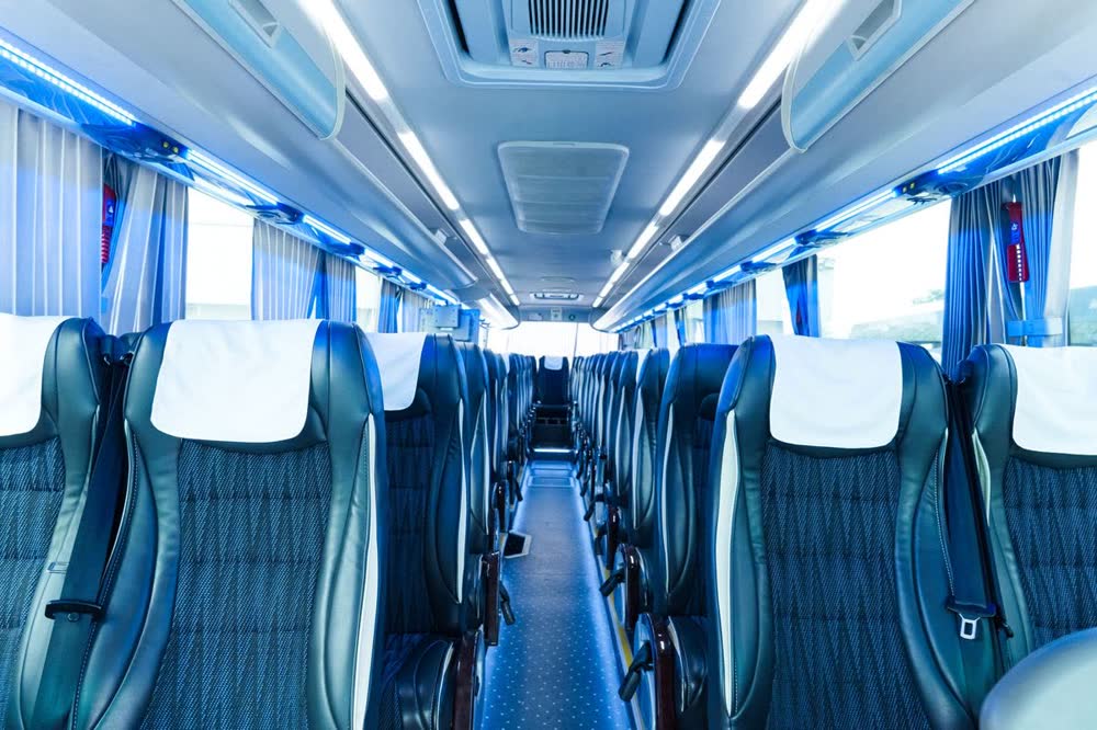 Салон туристического автобуса QazBus